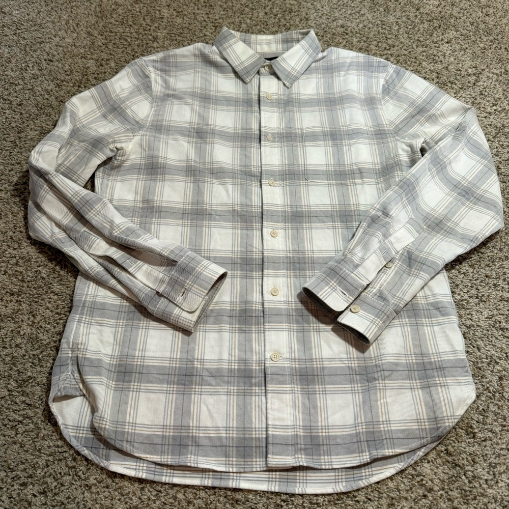Vince Corduroy Button Down shirt - M